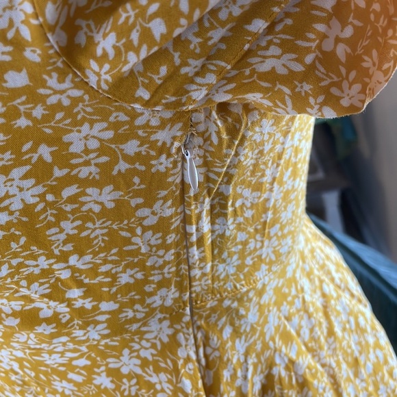 Shein yellow long sleeve tie front mini dress - Picture 3 of 5